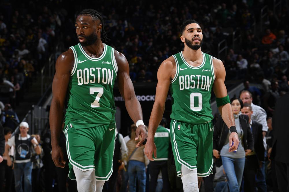 2笔签约2笔裁员正式达成！快船再签强援，库里剑指第五冠