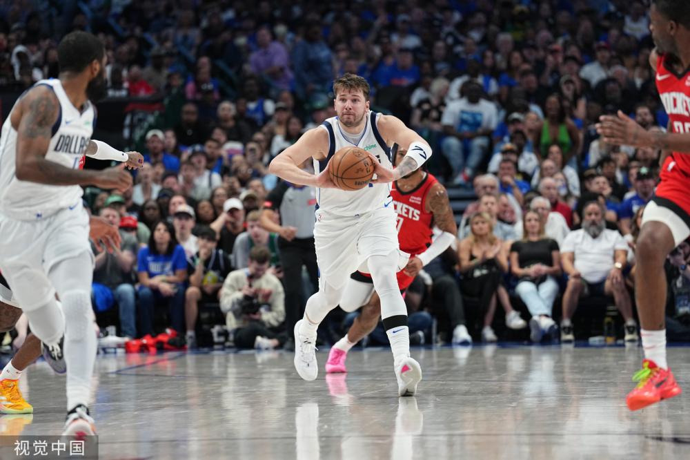 骑士后卫斯特鲁斯左脚骨折，2025年报销，东部第一强队受影响